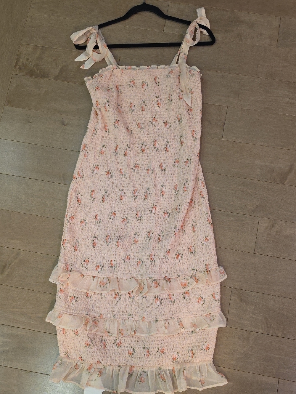 Abercrombie & Fitch Light Pink Floral Smocked Tie-Shoulder Dress